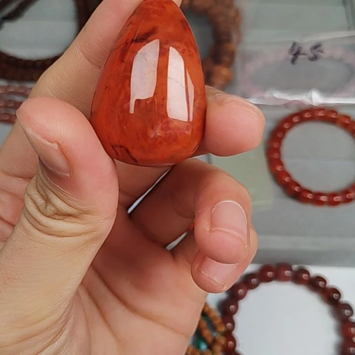 南红玛瑙未镶嵌颈饰