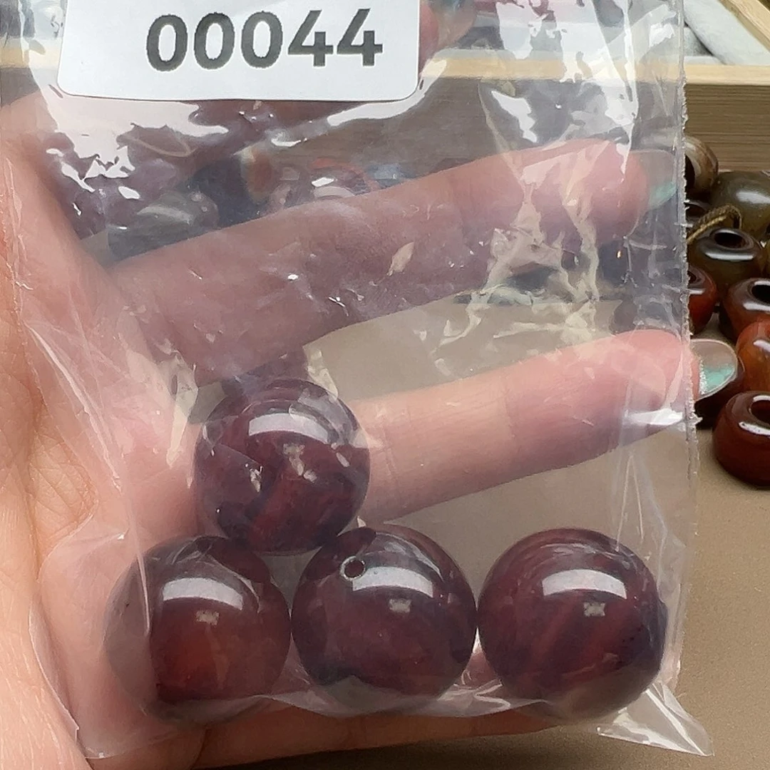 齐***圣玛瑙/玉髓合金珠宝半成品