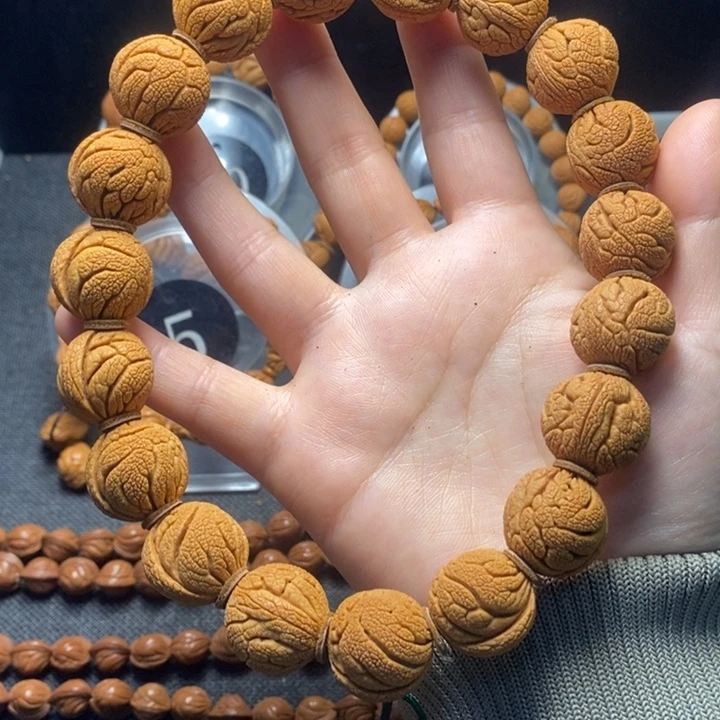 桃核吊坠秦岭山野生桃核