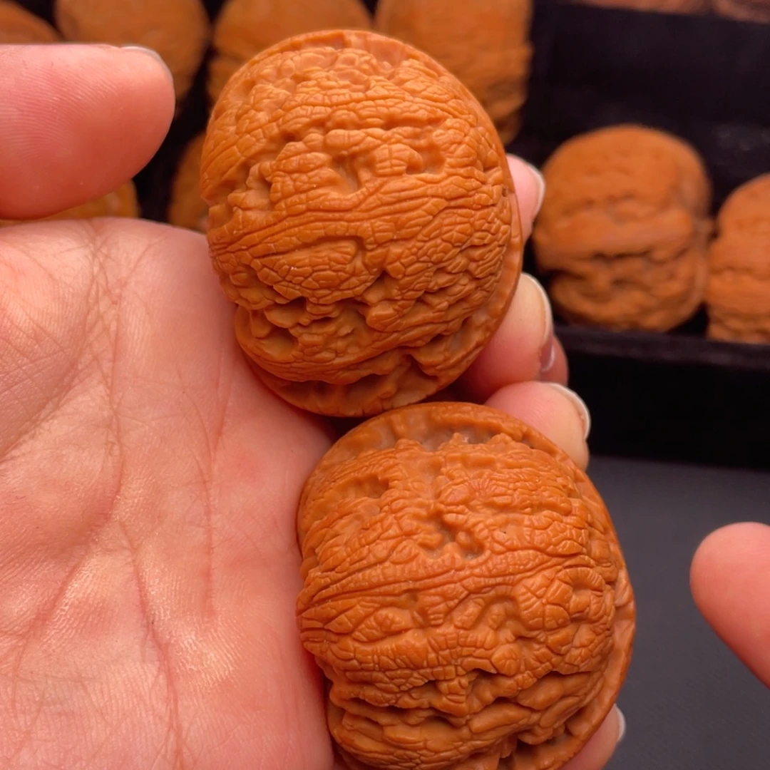 文玩核桃把件秦岭山脉核桃