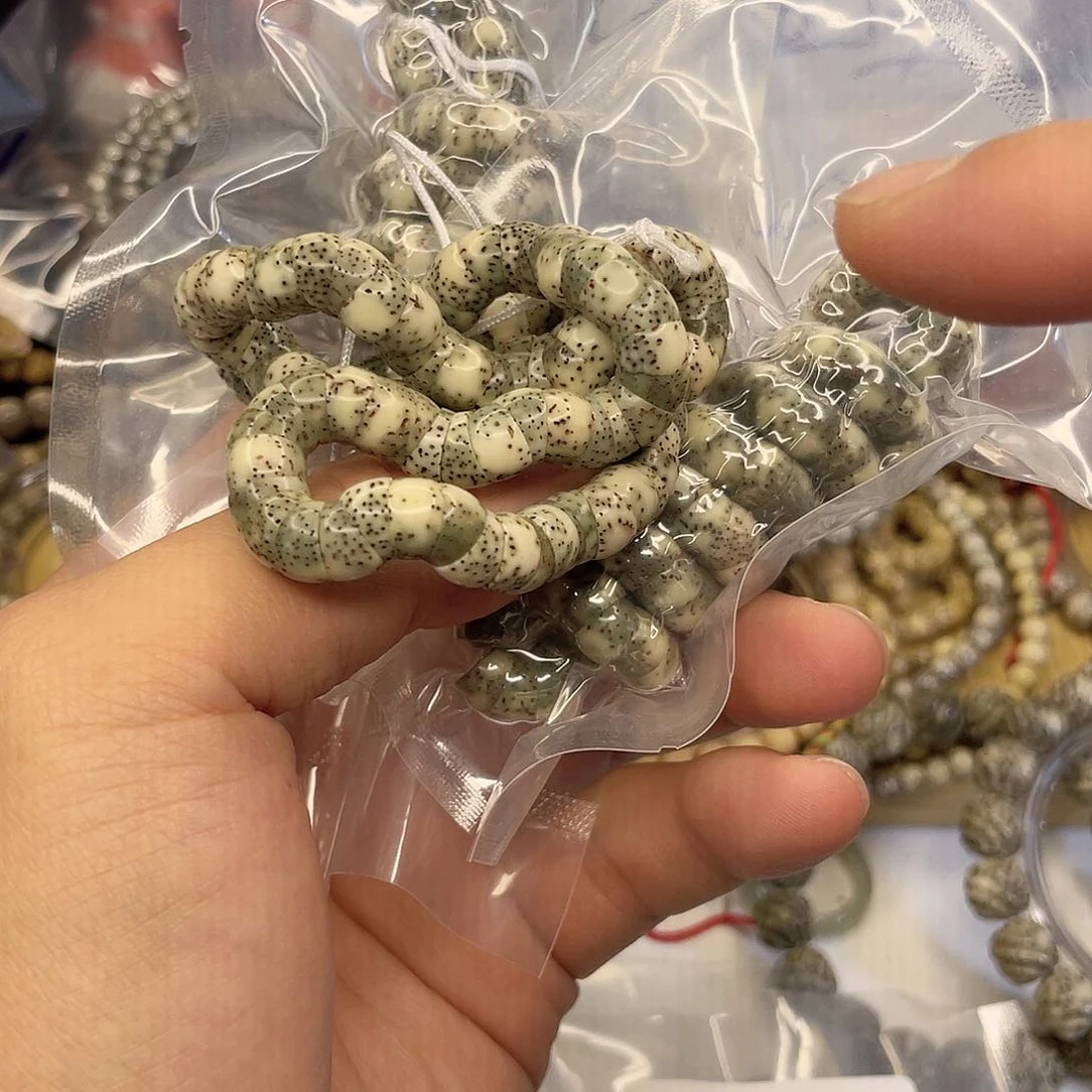 吊坠星月菩提大肠8，