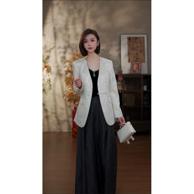 GONG QUE 新中式早春款气质腰花果国风西装外套  242346