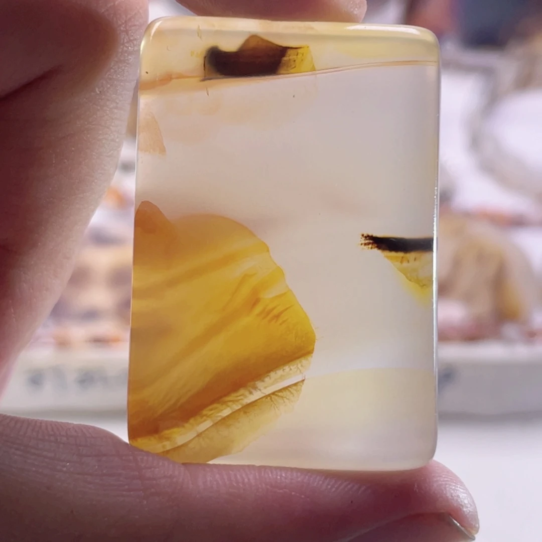 玛瑙/玉髓未镶嵌珠宝奇石