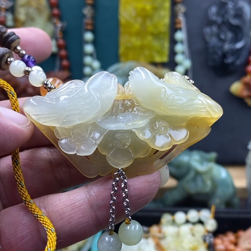 【闪购商品】未镶嵌岫玉吊坠手工雕刻