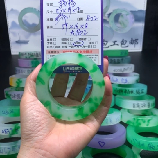 健***着玉清新国风美人钅蜀多样性专拍链接