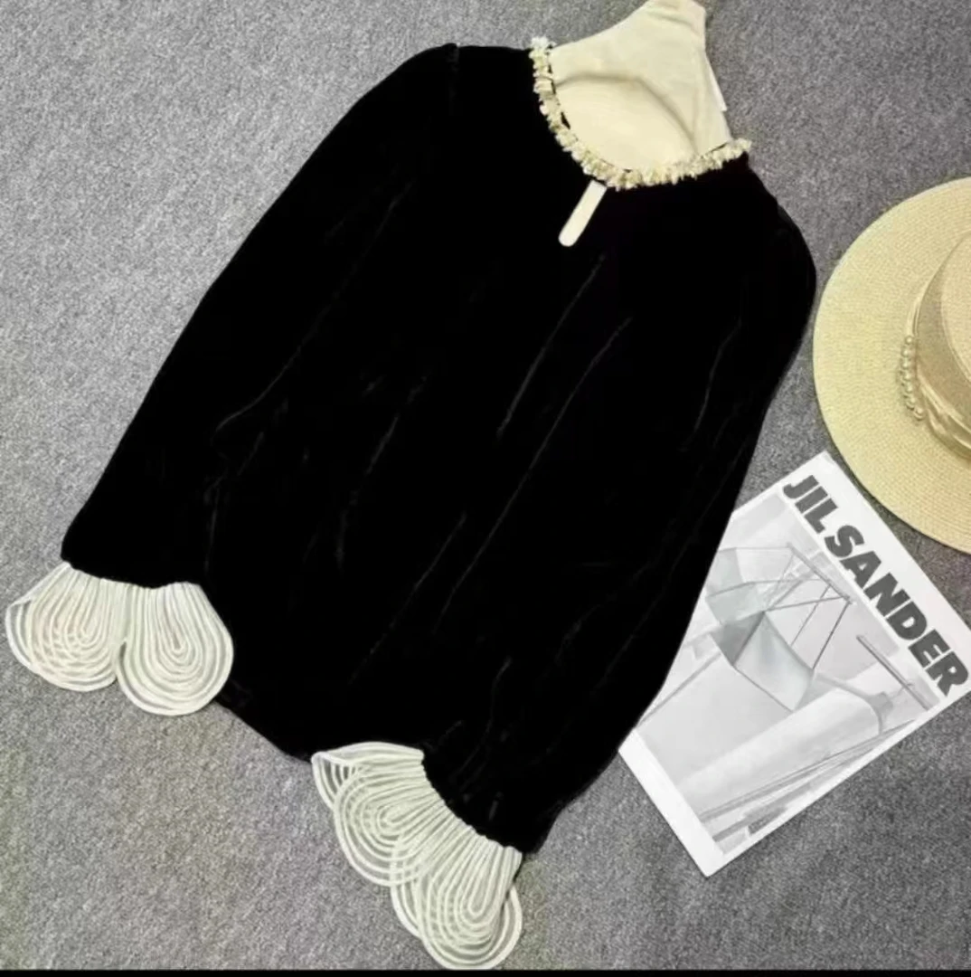 【千金坊】新款高品质领口重工设计款袖口花朵款丝绒小衫