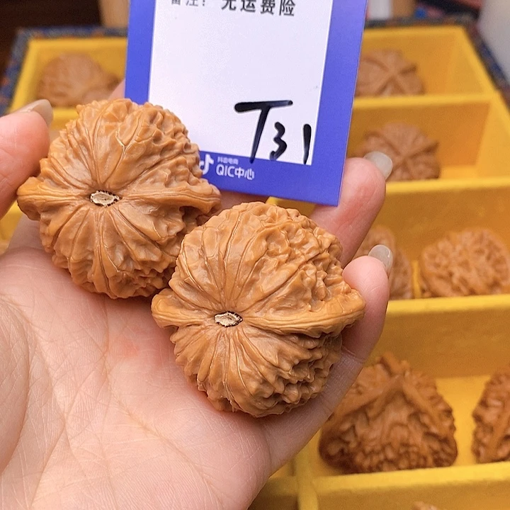 刀***刃文玩核桃把件金麒麟31