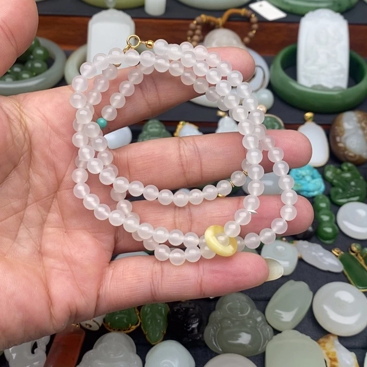 和田玉未镶嵌项链