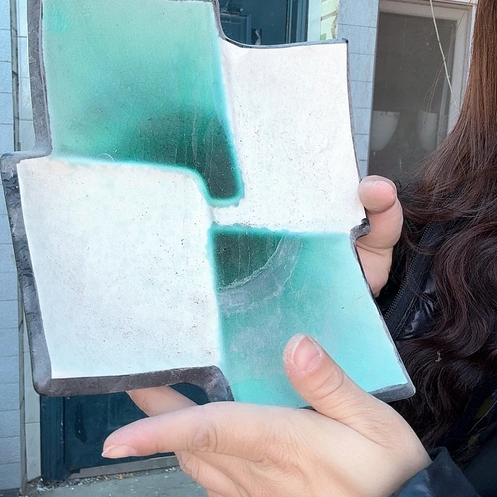 日式不规则形状的盘子微瑕