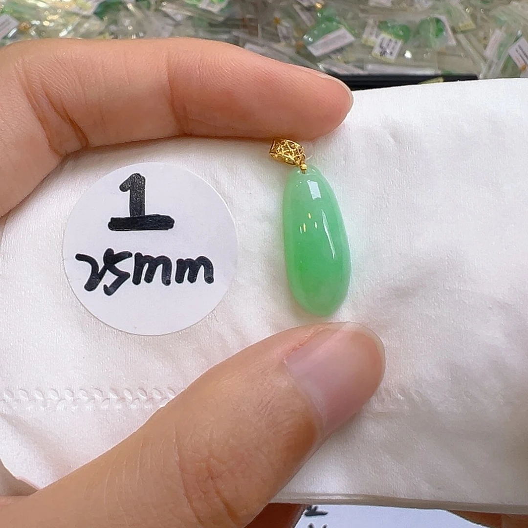 翡翠18K金镶嵌吊坠(不含链)翡翠