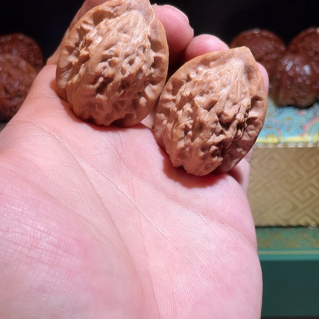 把件桃核1****落大红袍文玩核桃