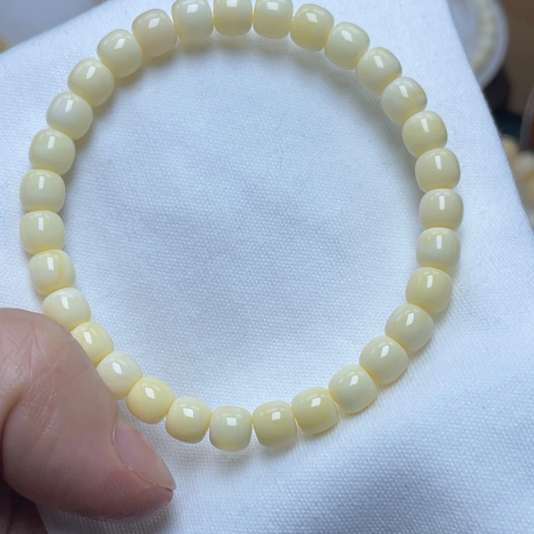 裸石蜜蜡未镶嵌云****?6.5m蜜蜡手串