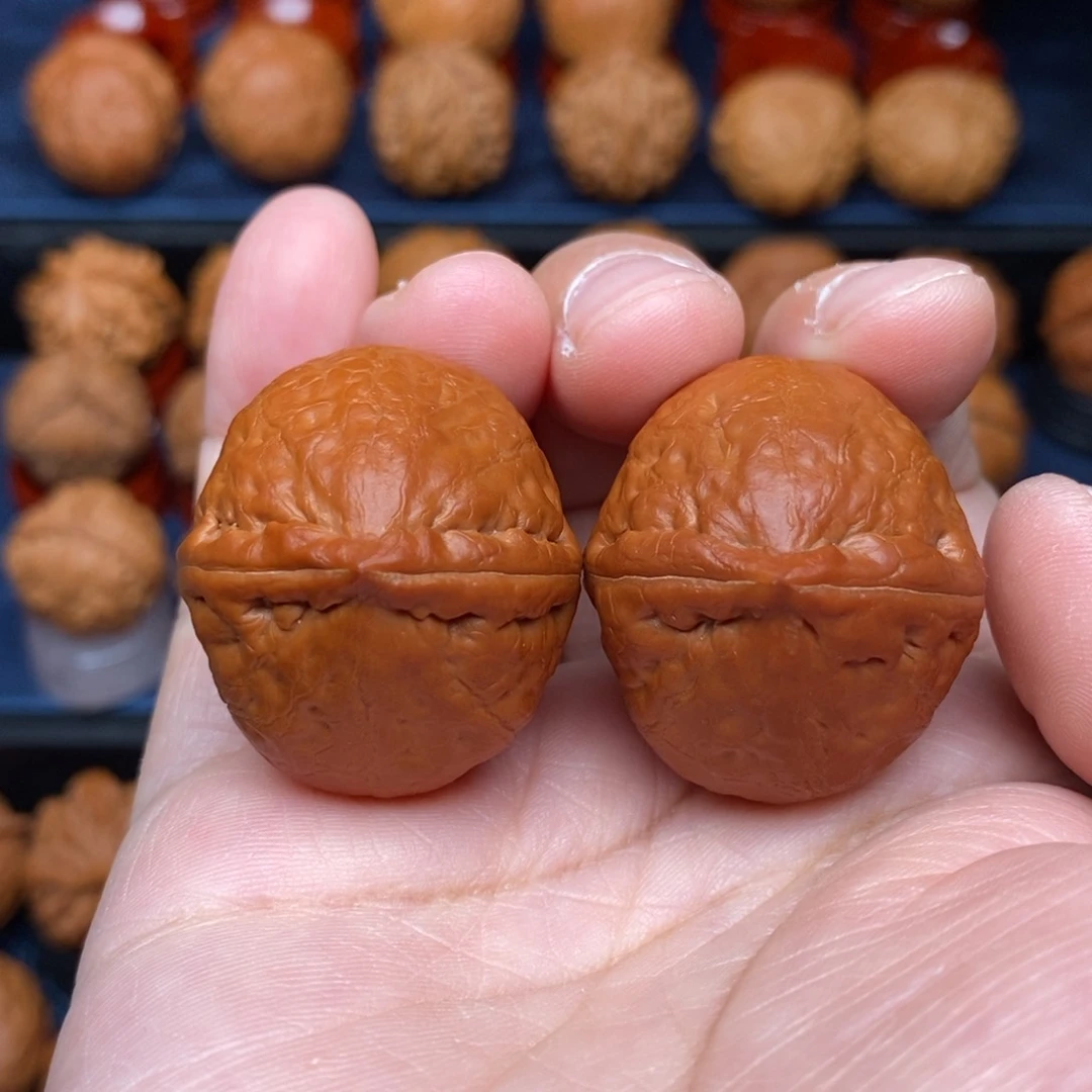 文玩核桃把件手捻佛肚