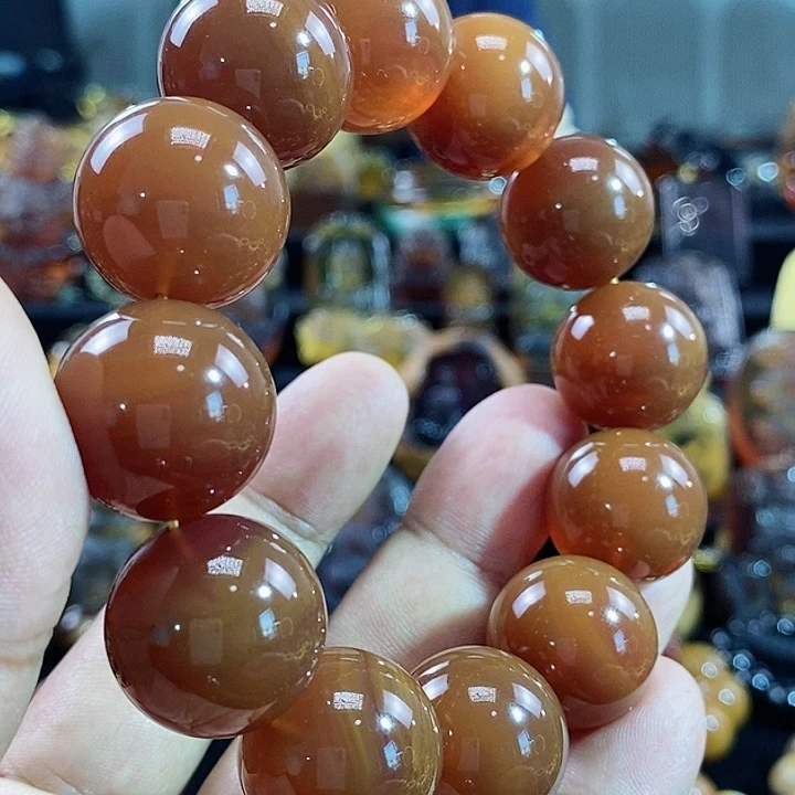 琥珀颈饰未镶嵌一