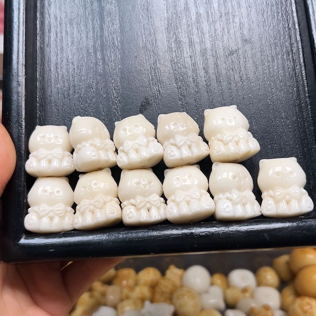 手串菩提根/象牙果瑕疵白天使猫11颗有裂