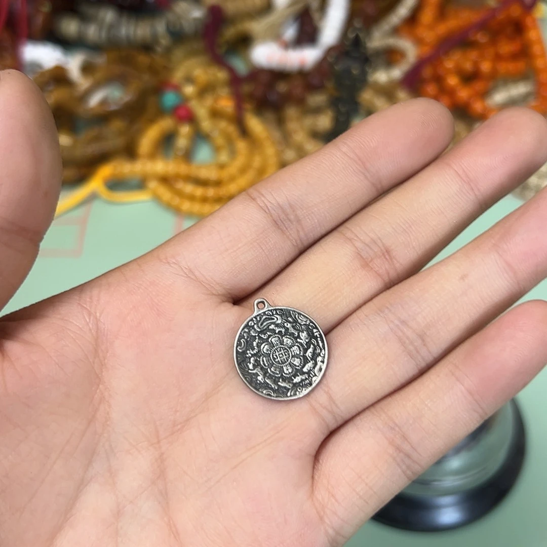十***月玛吉阿米藏式臻品直播间