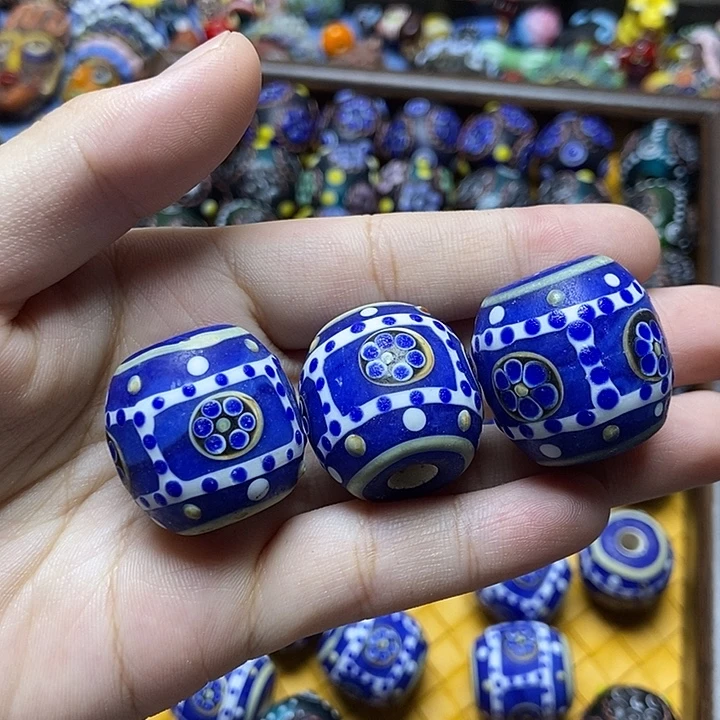 颈饰琉璃蜻蜓眼珠子一个03