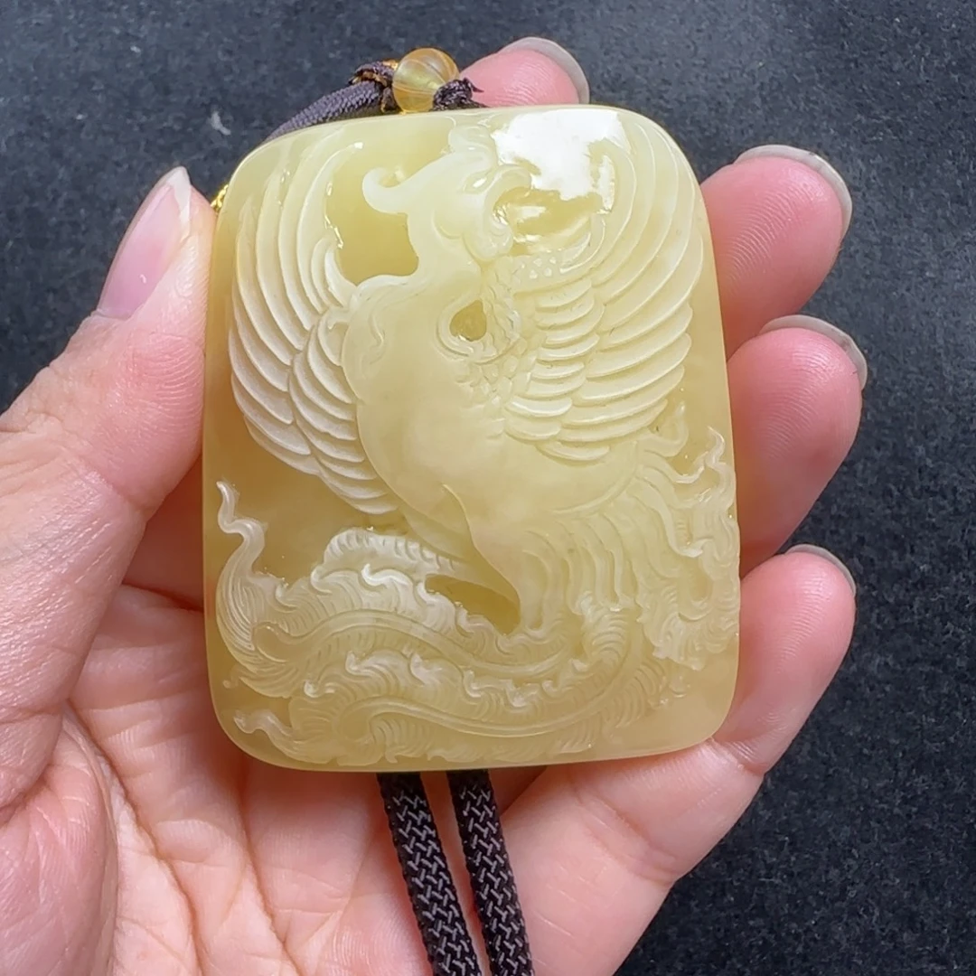 蜜蜡未镶嵌珠宝奇石