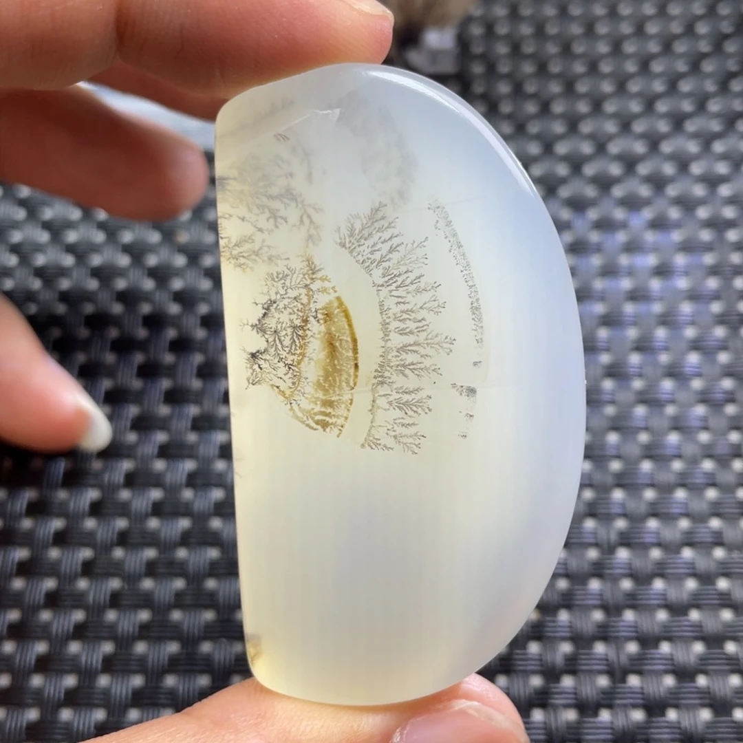 未镶嵌颈饰玛瑙/玉髓穿**空