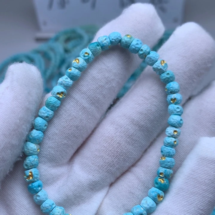 绿松石未镶嵌珠宝奇石