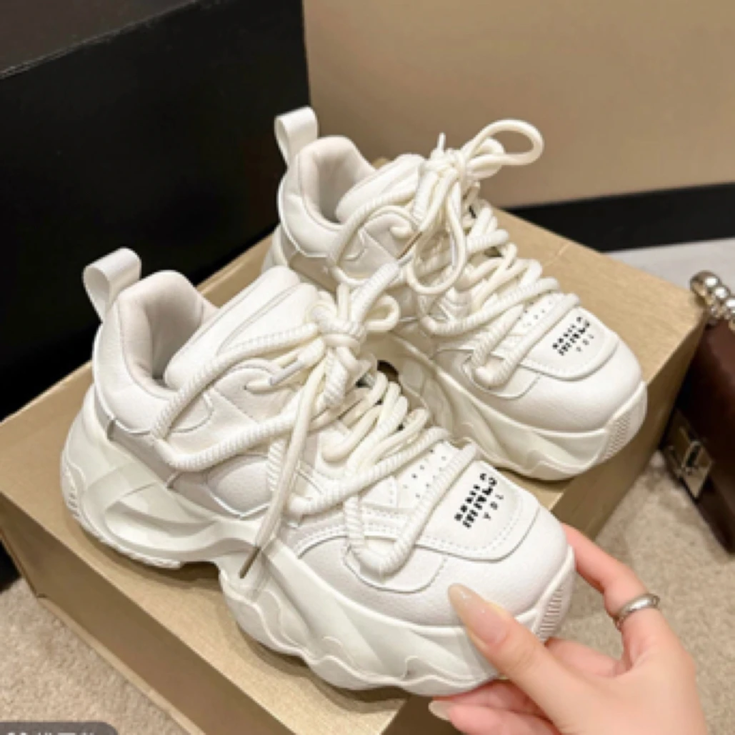 孤品断码601-800精品女鞋直播贴号拍单偶有微瑕，完美主义者慎拍