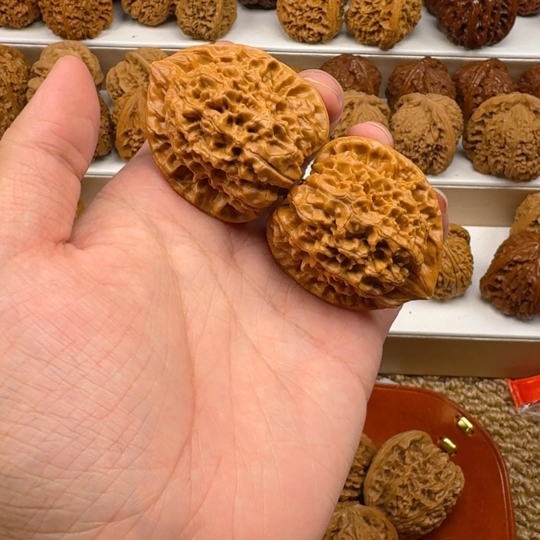 青****文玩核桃吊坠官帽