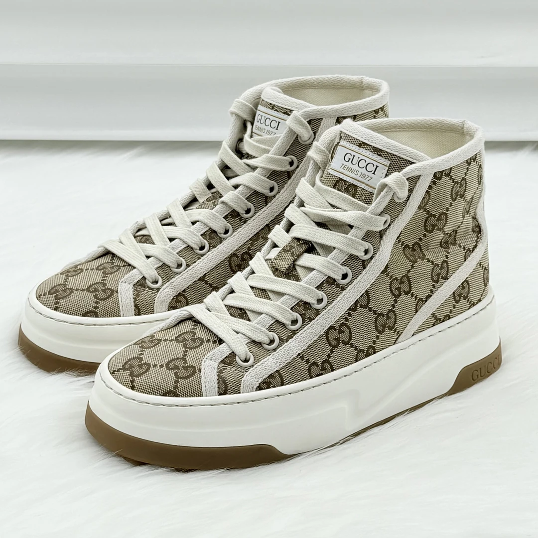 99新 GUCCI/古驰 GG supreme 高帮厚底板鞋 37码 公价6k bd304