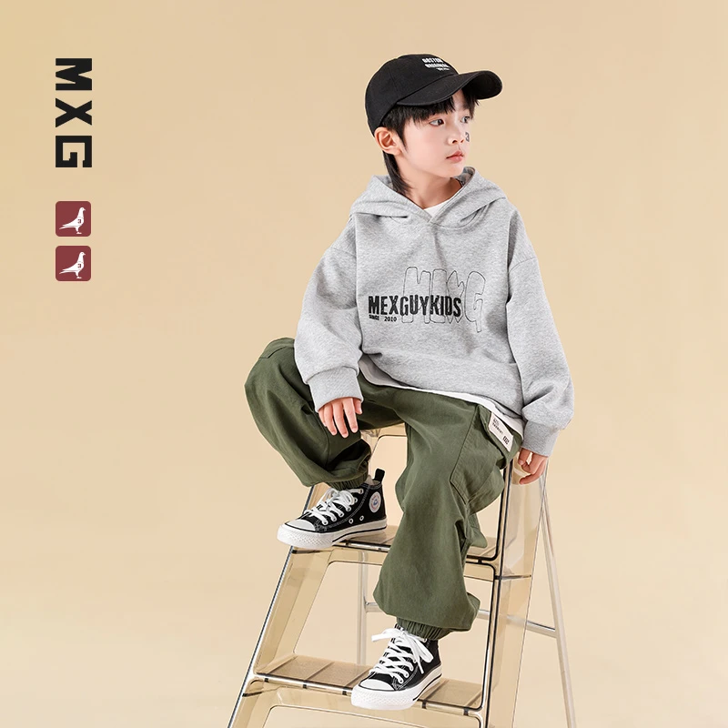 米西果男童连帽卫衣春装2024新款儿童秋季男孩春秋款上衣大童童装