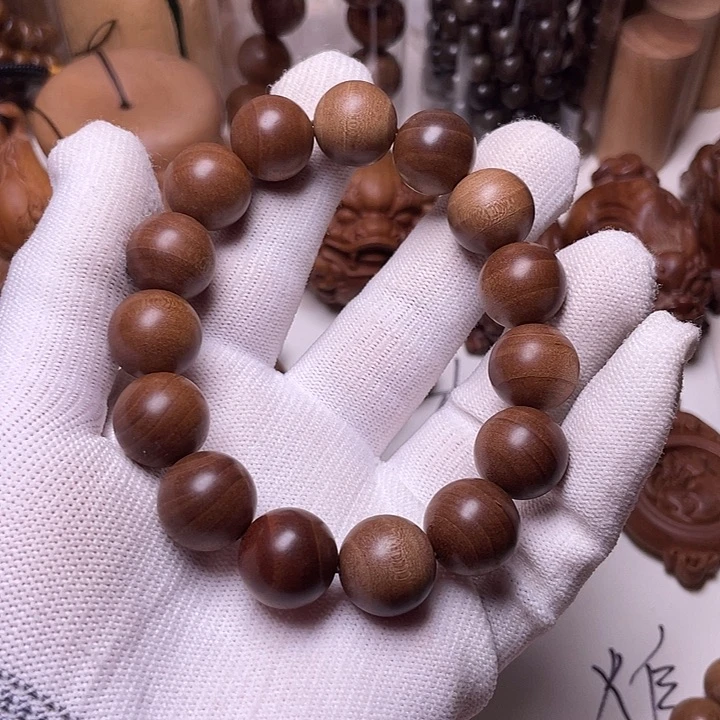 檀香木用***生老山檀香1.5/15手串