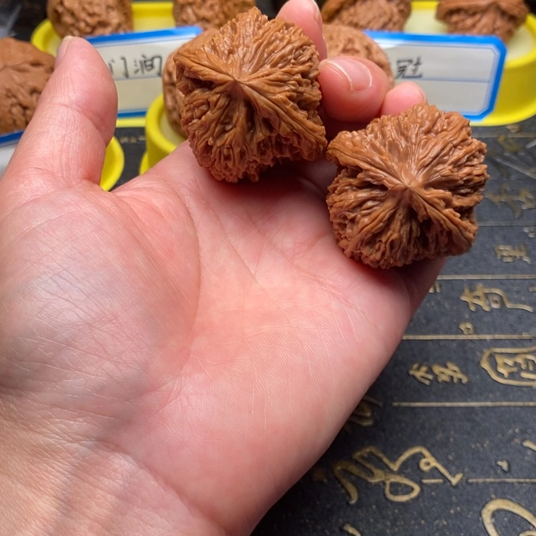 奥***子文玩核桃吊坠高炮