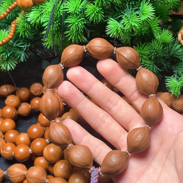 橄榄核手串1.7*2.4尺寸原籽