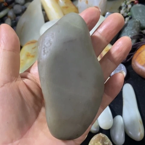 和田玉（糖玉）未镶嵌车挂