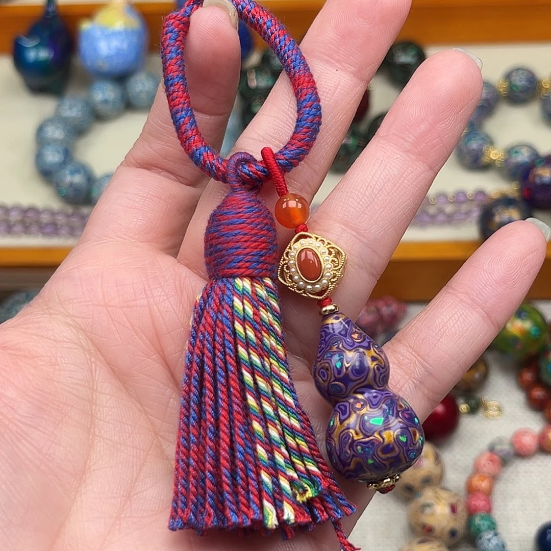 爱***者葫芦包挂。