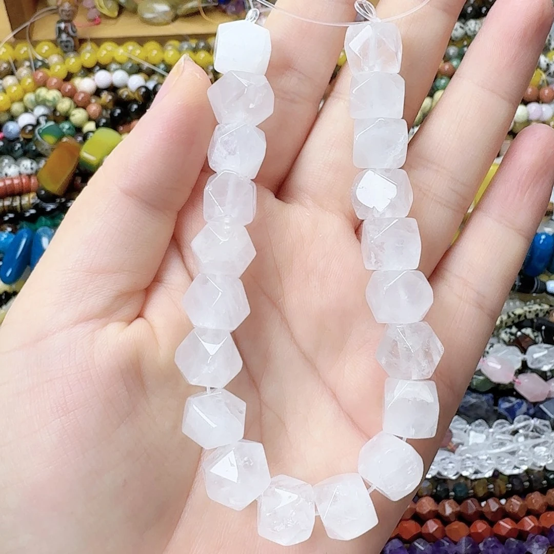 玛瑙/玉髓未镶嵌珠宝半成品白水晶冲角20颗