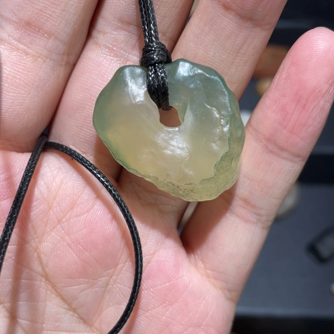 浩***杰天然孔天然孔吊坠吊坠
