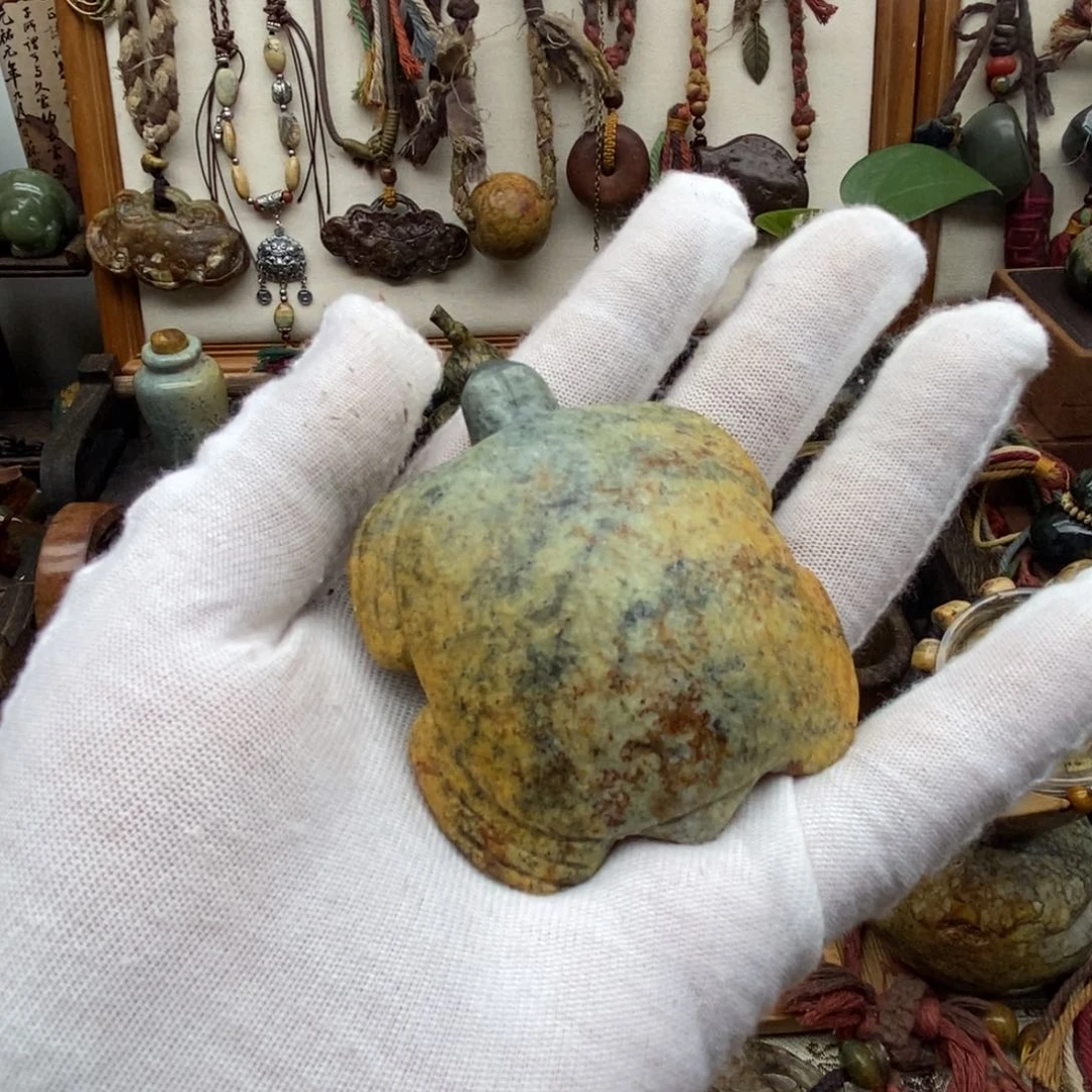 岫岩河磨玉（透闪石质玉）未镶嵌把件酌*