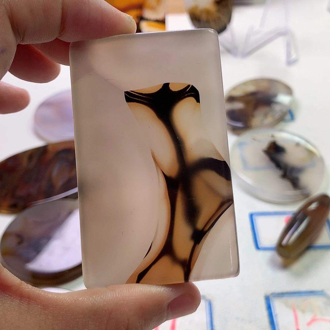 玛瑙/玉髓未镶嵌珠宝半成品