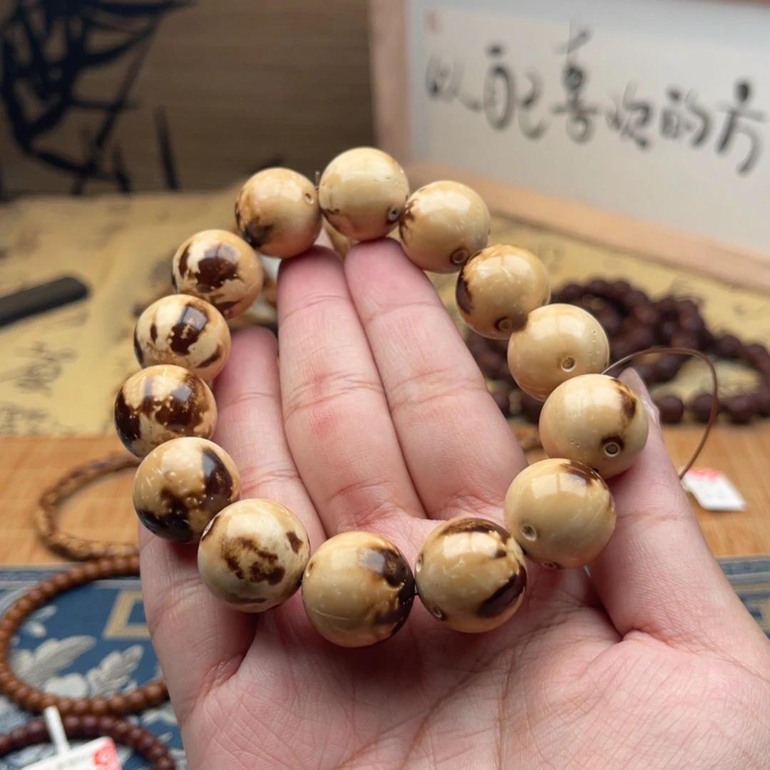 紫金鼠手串半实心花皮光珠18