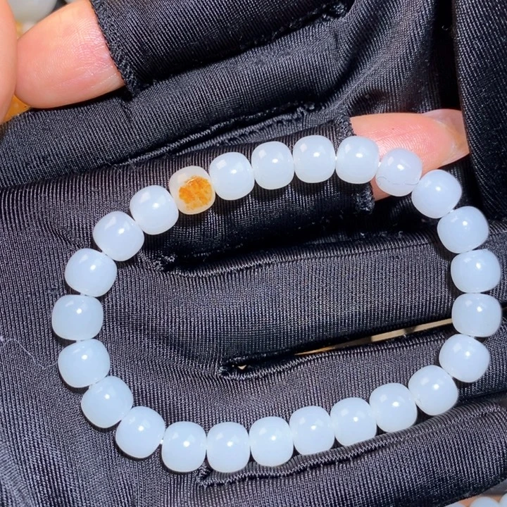 小***画和田玉未镶嵌手链