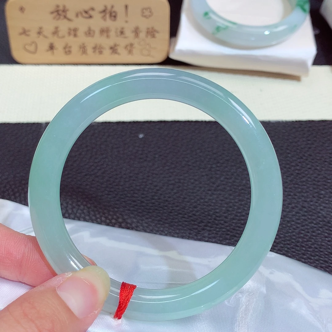 翡翠未镶嵌手镯q01