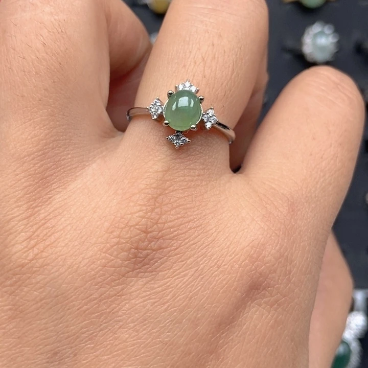 翡翠未镶嵌戒指戒指有纹