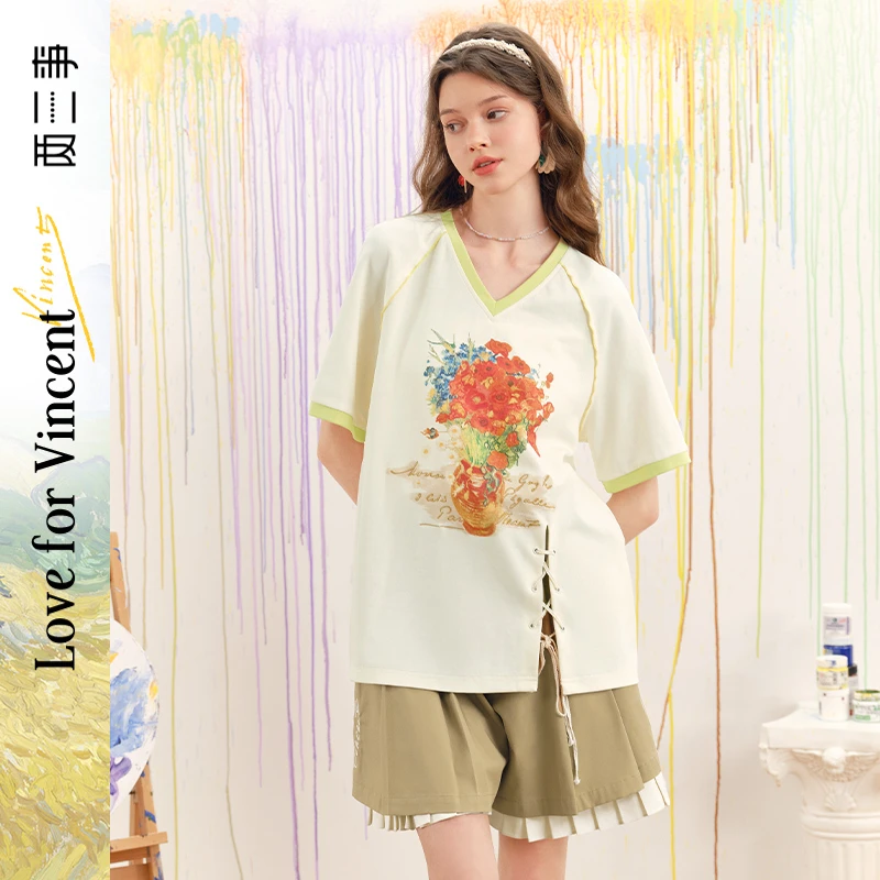 两三事梵高文艺暖光盛绽2025春新款拼色v领绑带刺绣印花t恤女宽松