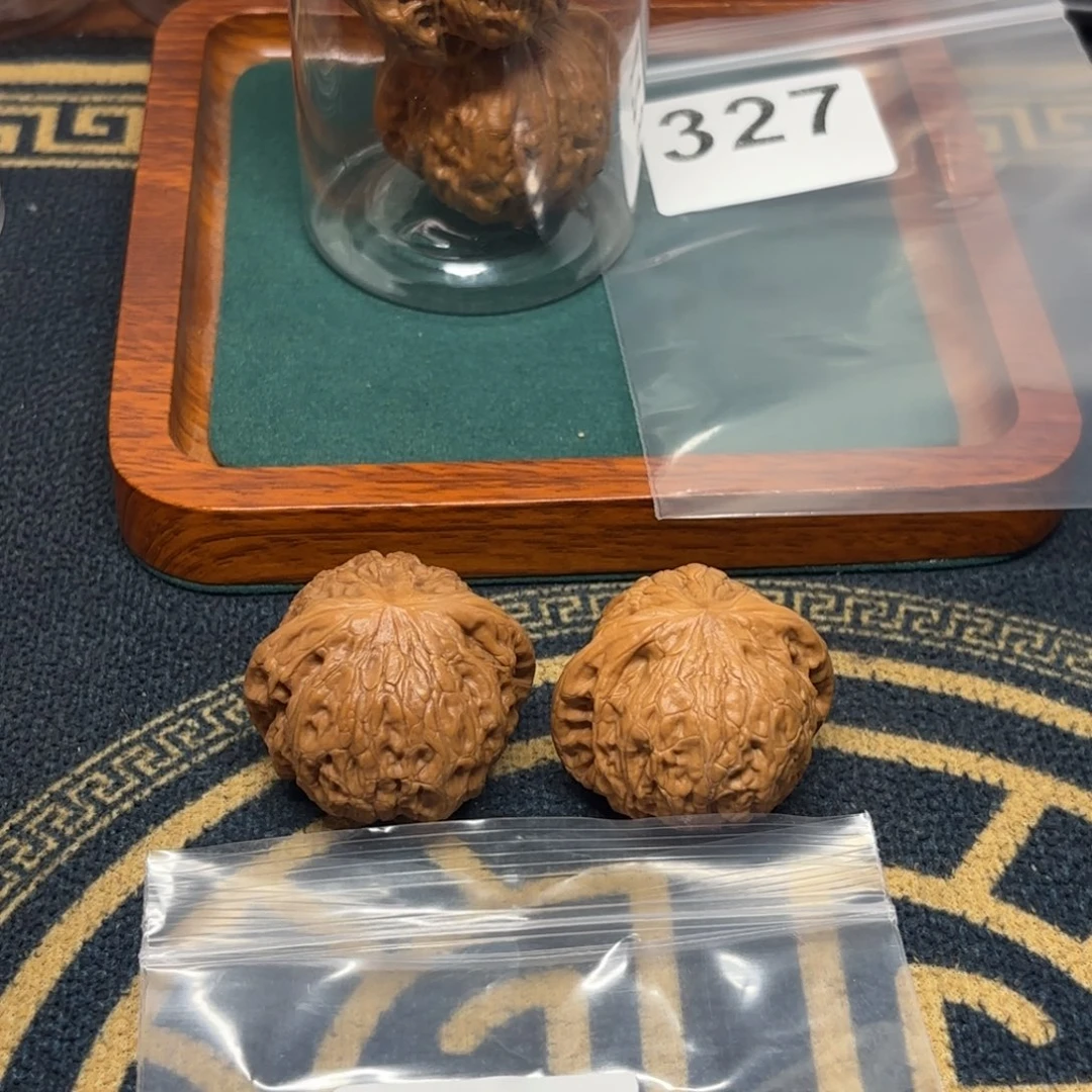 文玩核桃吊坠铁锤328