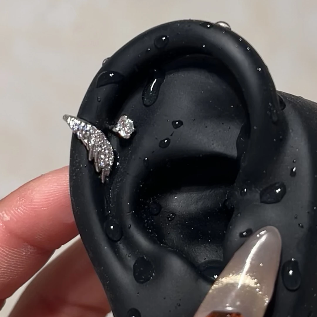 钛钢锆石耳饰 【天使之翼】耳骨钉耳钉高位耳钉银色简约设计感