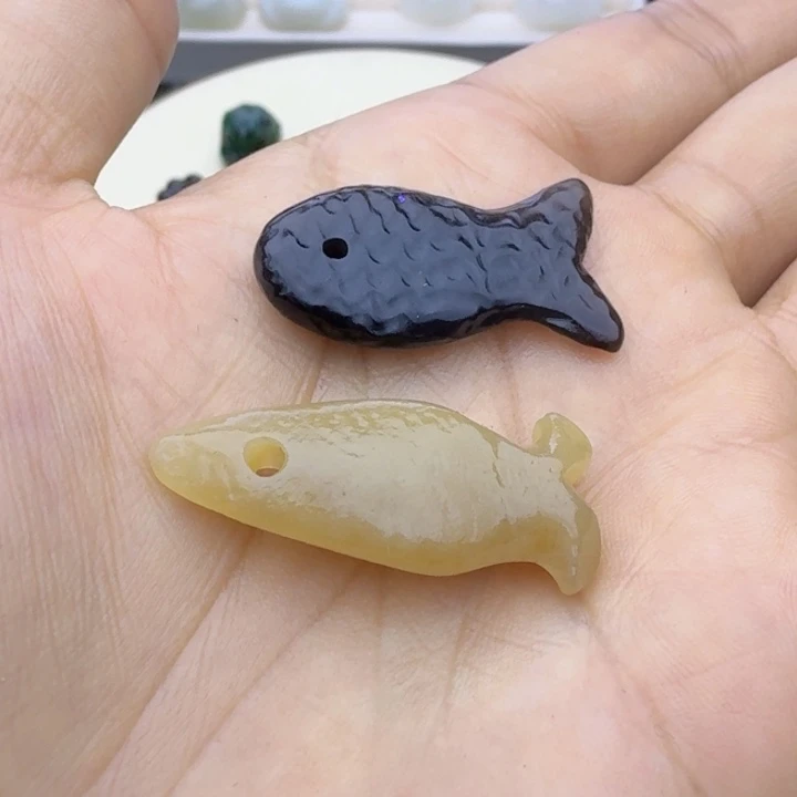 福***室和田玉（糖玉）未镶嵌车挂