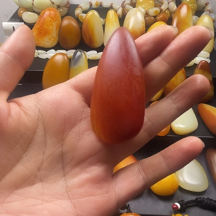 和田玉（糖玉）未镶嵌挂件