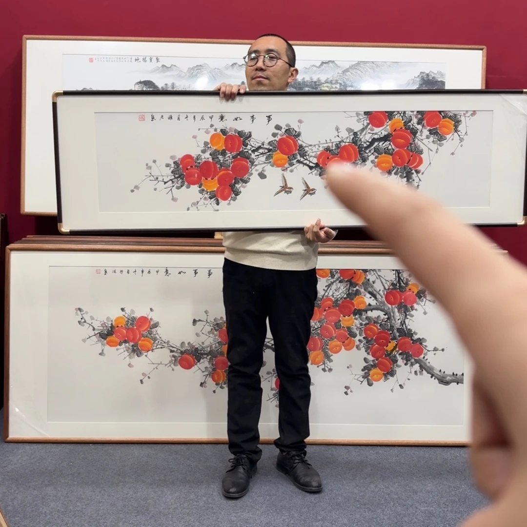 国画带框绘画作品