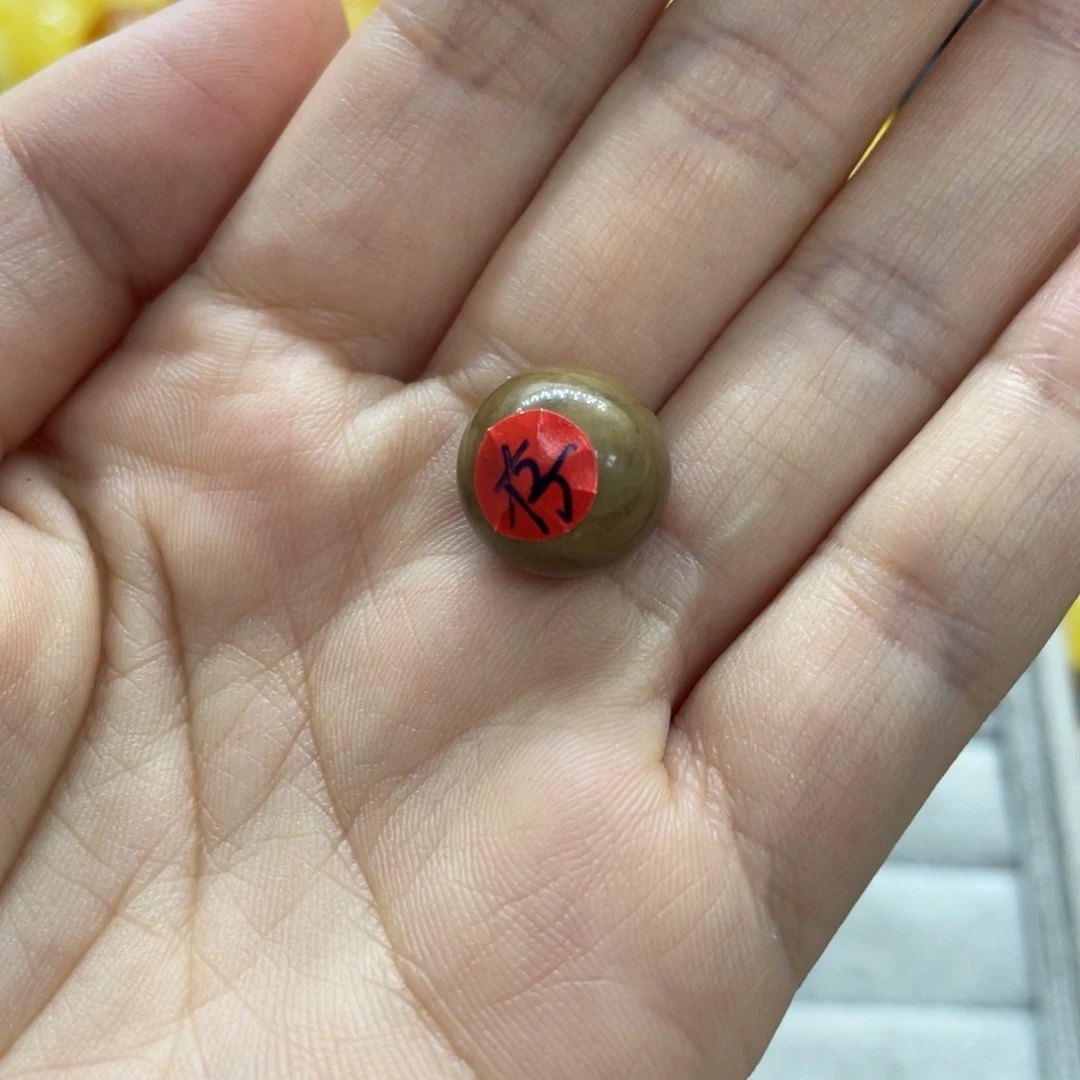 .****琥珀未镶嵌裸石天然琥珀