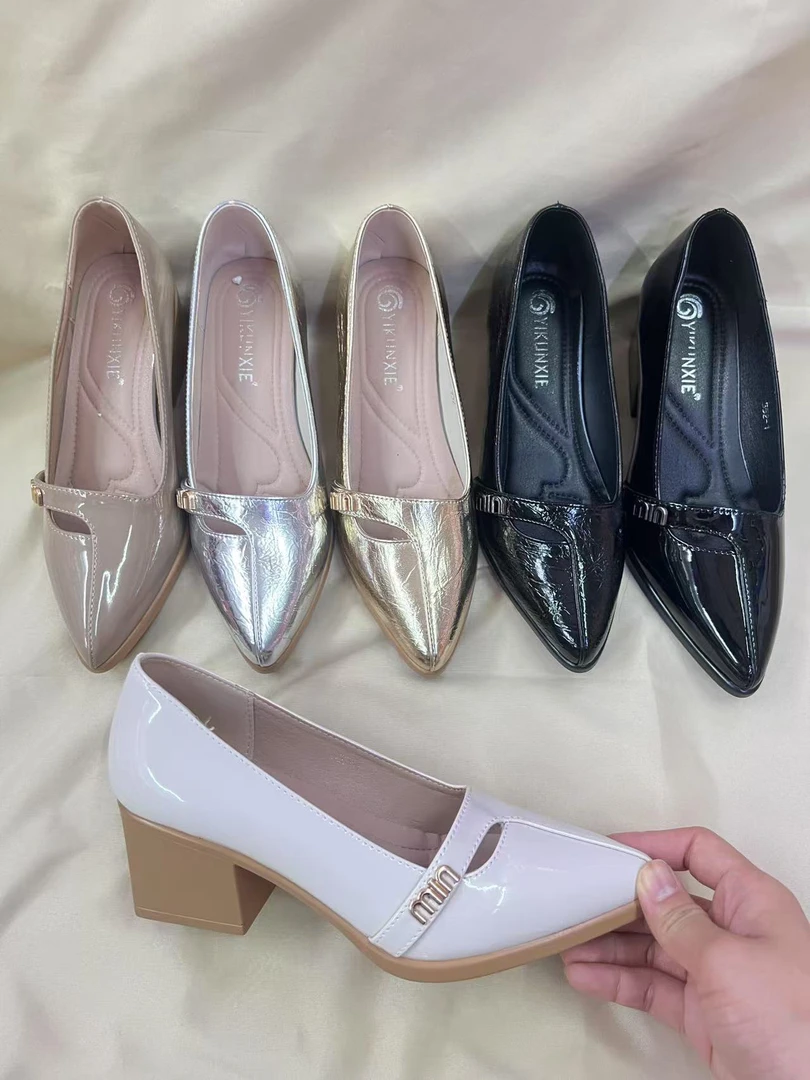 新疆包邮哥只买新疆&粗跟时尚漆皮春季休闲气质百搭高跟尖头夏季