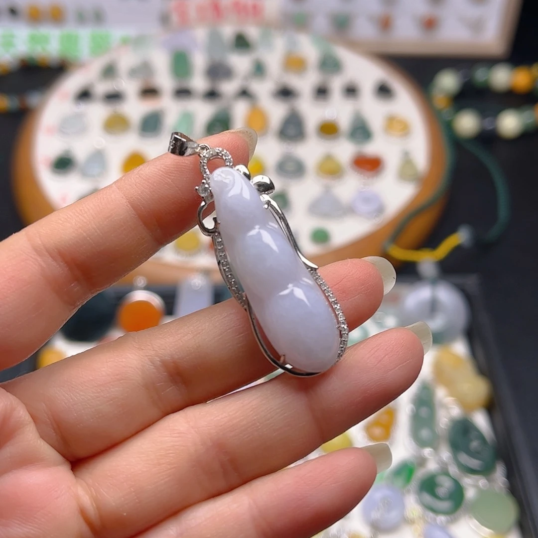 【闪购商品】翡翠颈饰银S925镶嵌南**风吊坠